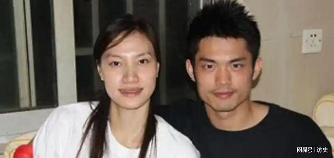 ”身败名裂选择原谅他的谢杏芳现怎样了龙8头号玩家2016年林丹“忘拉窗帘(图23)